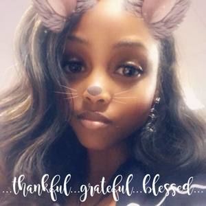 Meet your Posher, Nikki